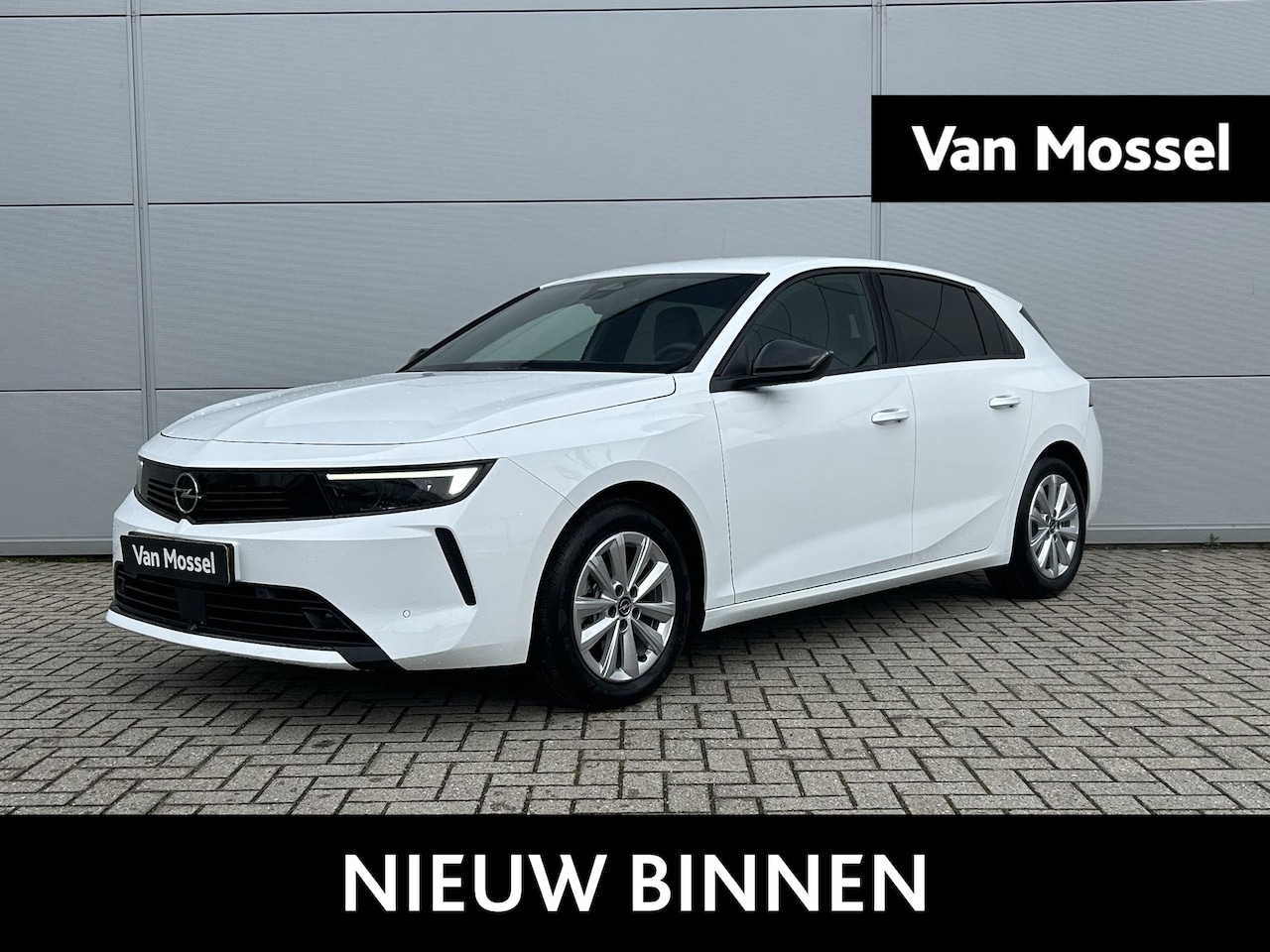 Opel Astra - 1.2 Turbo Hybrid Business Edition | 21& BTW Korting | Keyless entry\start | Camera achter - AutoWereld.nl