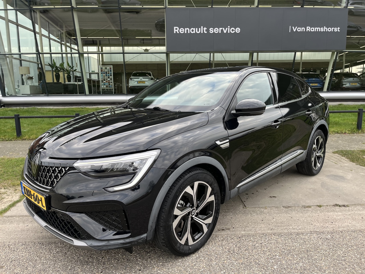 Renault Arkana - 1.6 E-Tech full hybrid 145PK techno / Dealer onderhouden / Camera / Apple Carplay - Androi - AutoWereld.nl