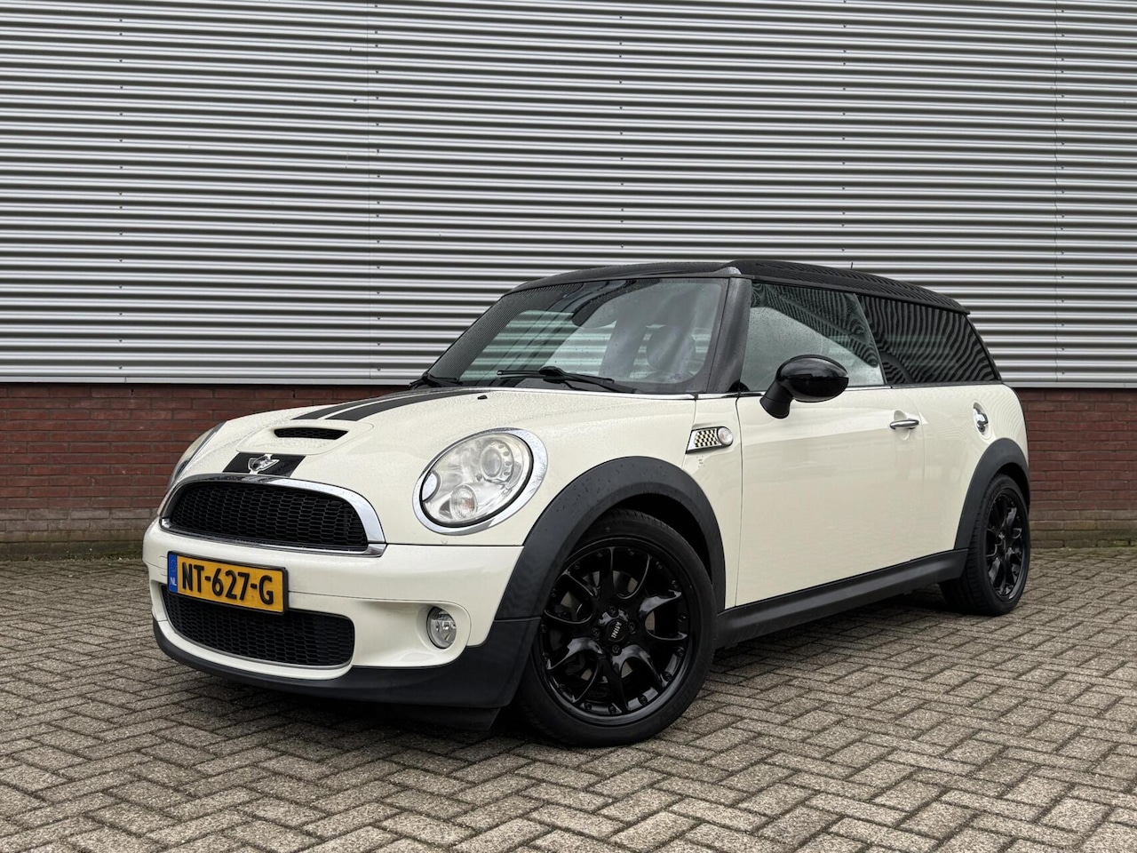MINI Clubman - 1.6 Cooper S Chili|Stoelverwarming|Leder|Glazen dak|Automaat| - AutoWereld.nl