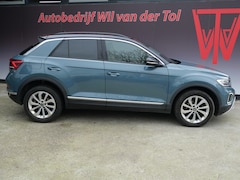 Volkswagen T-Roc - 1.5 TSI STYLE | AUTOMAAT | MASSAGE | TREKHAAK | VIRTUAL | IQ LED | ALL-IN