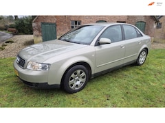 Audi A4 Limousine - 2.0 AUTOMAAT/airco/CRUISE
