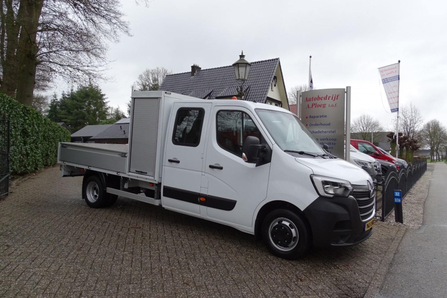 Renault Master - T35 2.3DCI Pick-up Dubbel Cabine 3500kg trekgewicht 1e eig - AutoWereld.nl