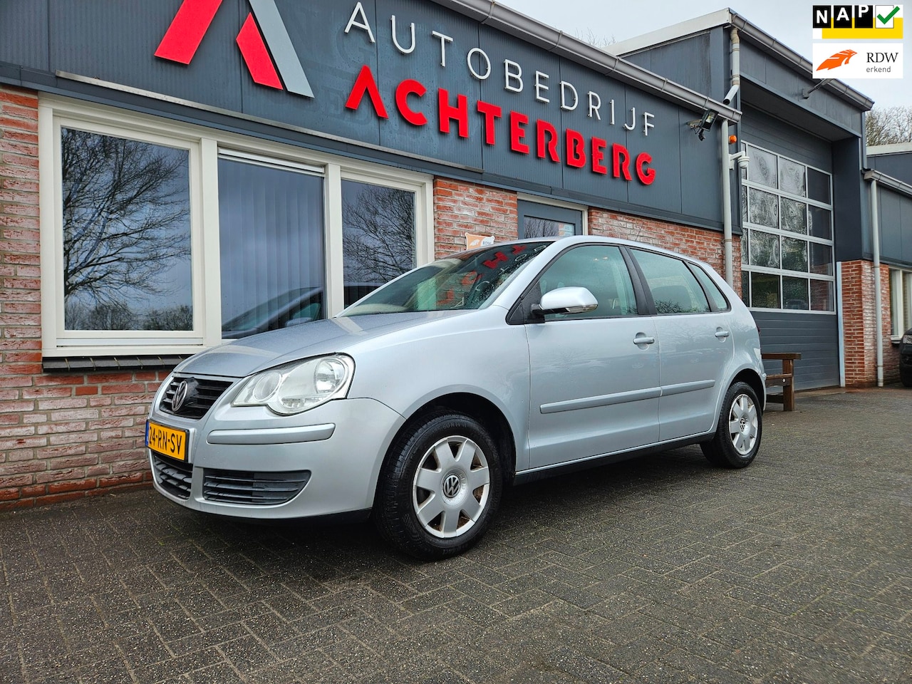Volkswagen Polo - 1.4-16V Sportline Airco! 5-Deurs! Nette Auto! NAP! Nieuwe Apk! - AutoWereld.nl