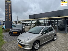 Peugeot 206 - 1.4 Forever|Airco|Elekt.Ramen