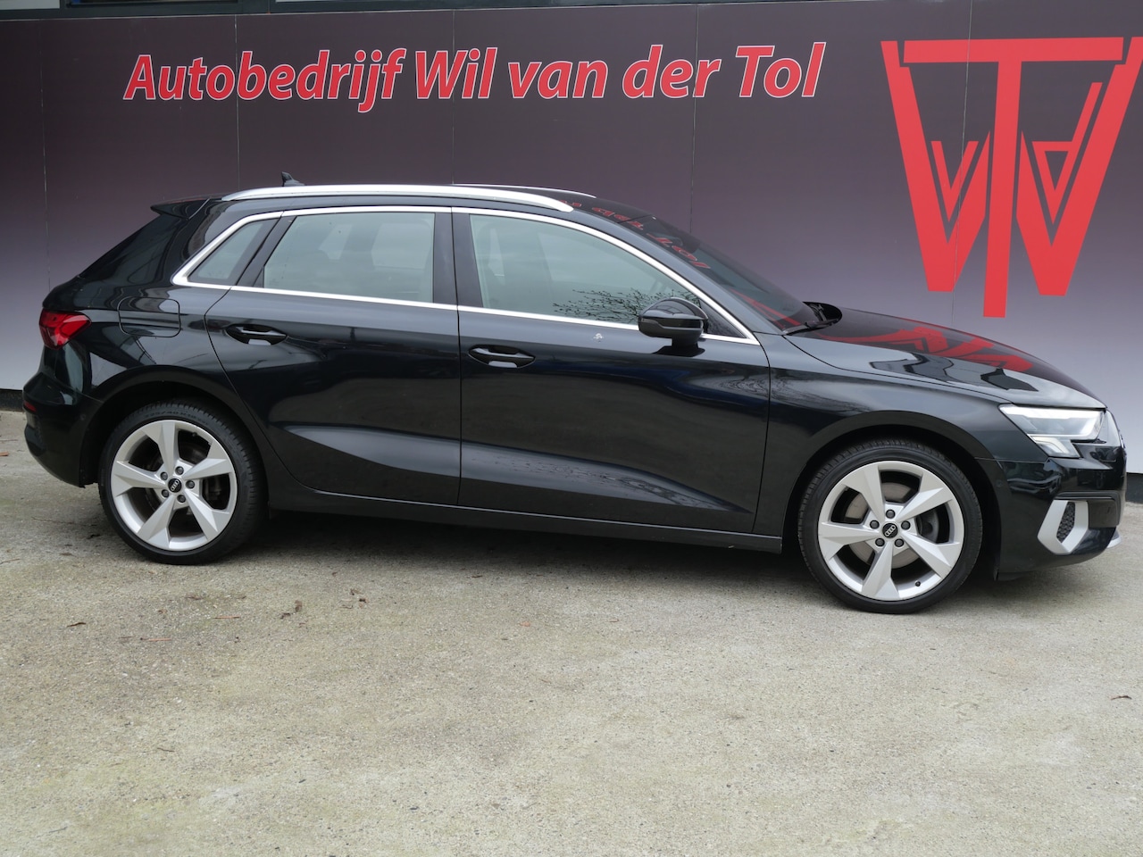 Audi A3 Sportback - 40 TFSIe ADVANCED | A.C.C | KEYLESS | MATRIX LED | CARPLAY | 18" | ELEK. KLEP | BTW!! - AutoWereld.nl