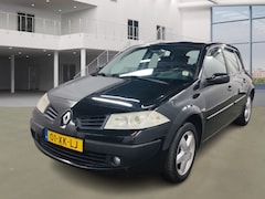 Renault Mégane - 2.0-16V Business Line 5drs ( NW. APK KEURING BIJ VERKOOP )