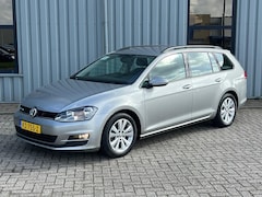 Volkswagen Golf Variant - 1.0 TSI Comfortline - Navigatie - DAB Radio - Parkeerhulp voor + achter