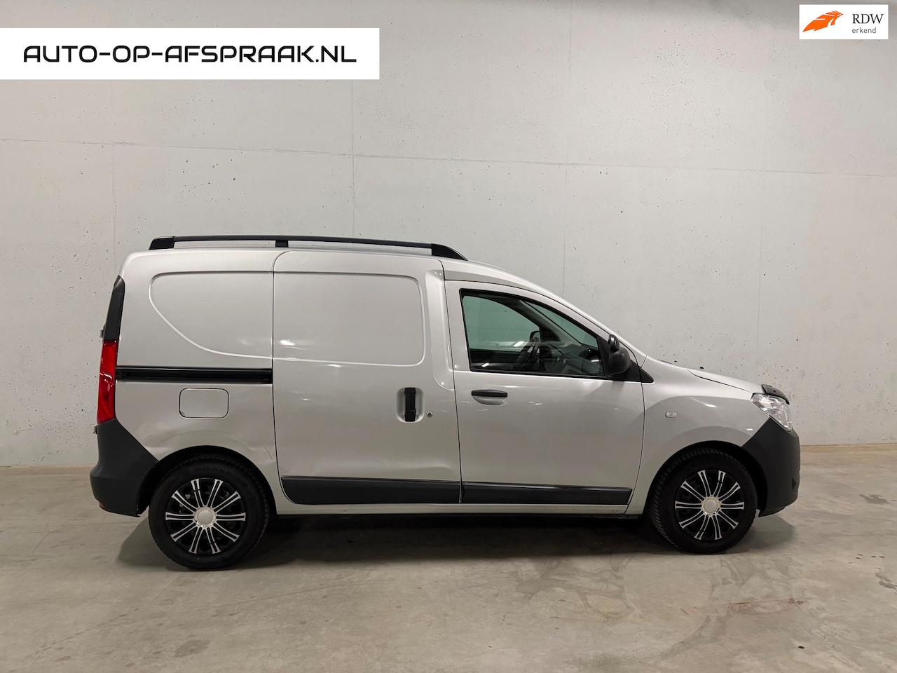 Dacia Dokker - 1.5 dCi 75 Airco Zijdeur BTW 21% Dealer onderh. navi - AutoWereld.nl