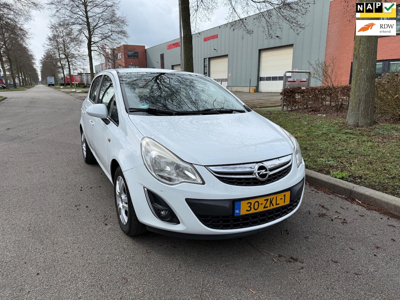 Opel Corsa - 1.3 CDTi EcoFlex S/S Anniversary Edition mooi auto - AutoWereld.nl