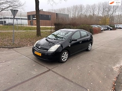 Toyota Prius - 1.5 VVT-i