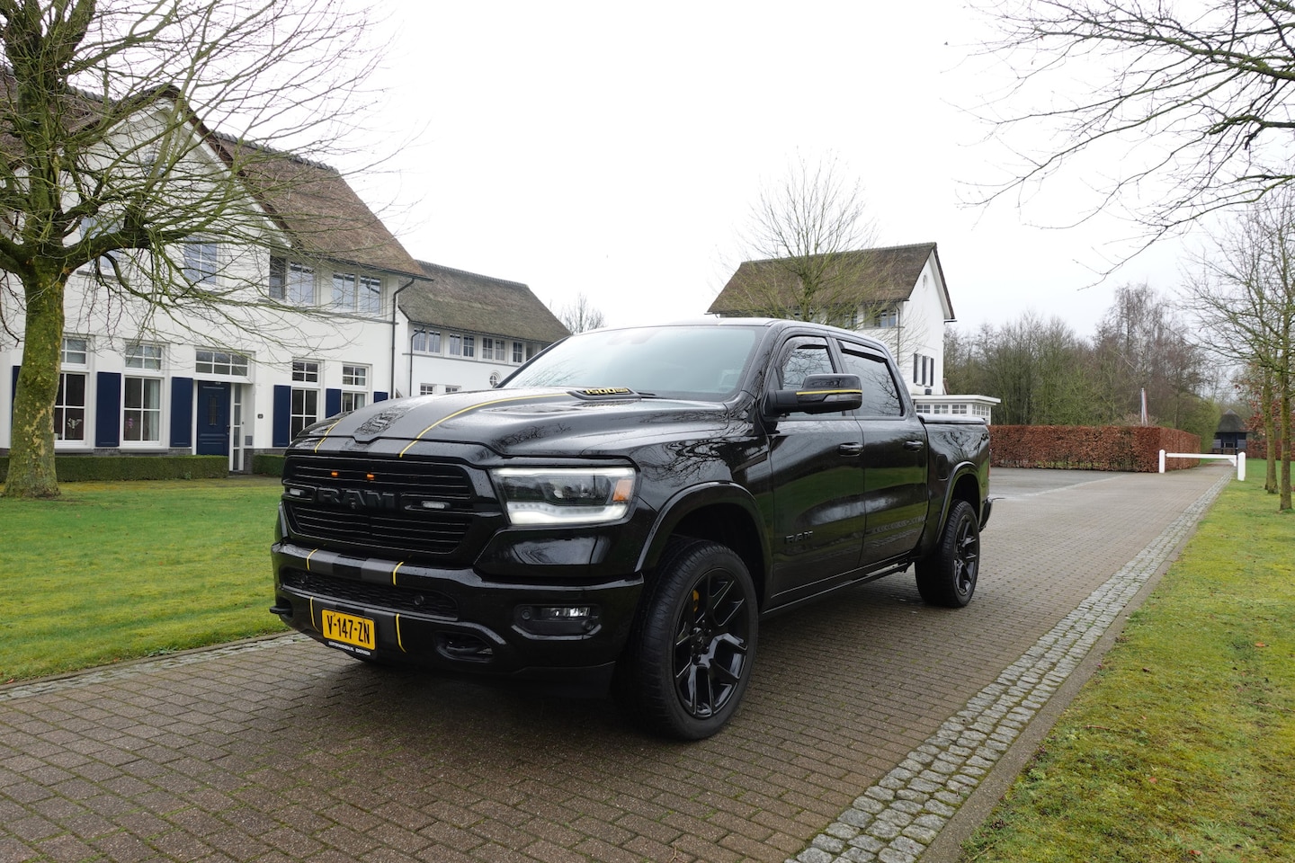 Dodge Ram 1500 - 5.7 V8 4x4 Crew Cab 5'7 Laramie | Luchtvering | Panodak | Harman Kardon | Adaptive Cruise - AutoWereld.nl