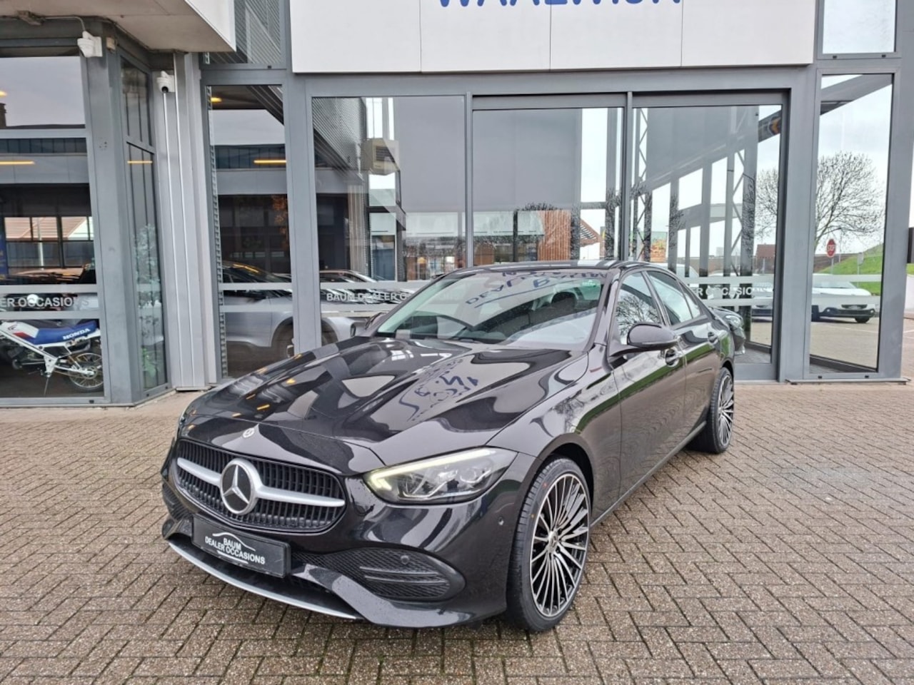 Mercedes-Benz C-klasse - 300 E LUX. LINE PHEV AUTOMAAT NAVI LMV PDC-CAMERA - AutoWereld.nl