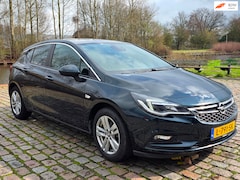 Opel Astra - 1.4 Turbo 120 Jaar Edition Automaat start stop stoelverwarming parkeer sensor cruis contro