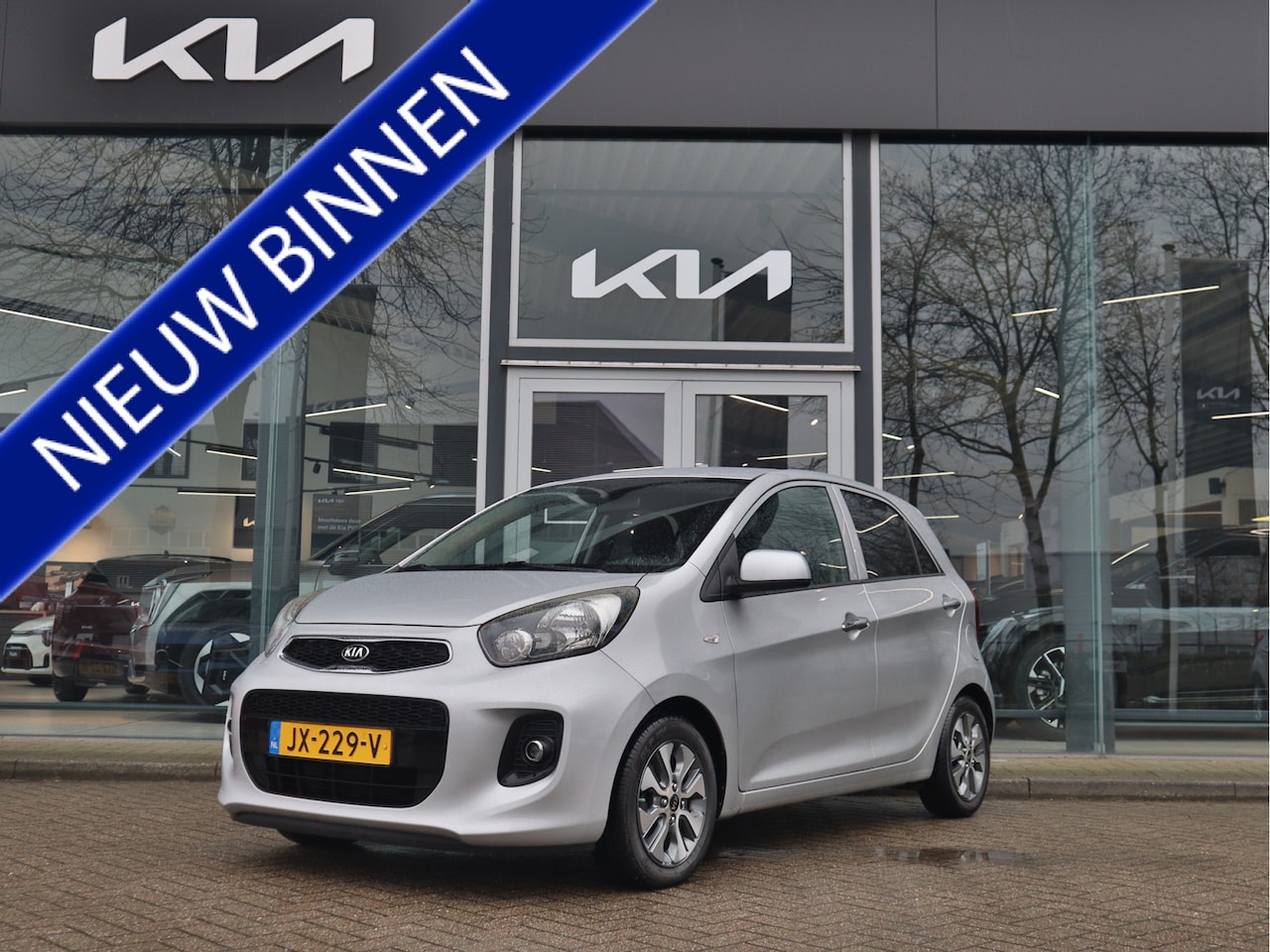 Kia Picanto - 1.0 CVVT ComfortPlusLine Navigator 43.789km! | Camera | Navigatie | Bluetooth | Climate Co - AutoWereld.nl