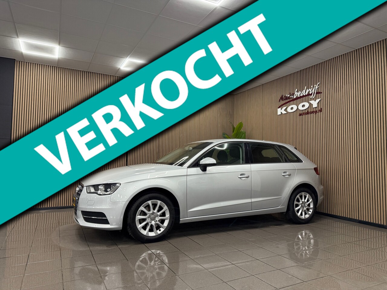 Audi A3 Sportback - 1.2 TFSI Attraction Pro Line * Navigatie / Cruise control / LM Velgen / NL Auto * - AutoWereld.nl