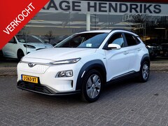 Hyundai Kona Electric - EV Fashion 64 kWh | SOH: 96, 4% | 3 Fase | Warmtepomp | HUD | Navi | Adaptive CC | Blindsp