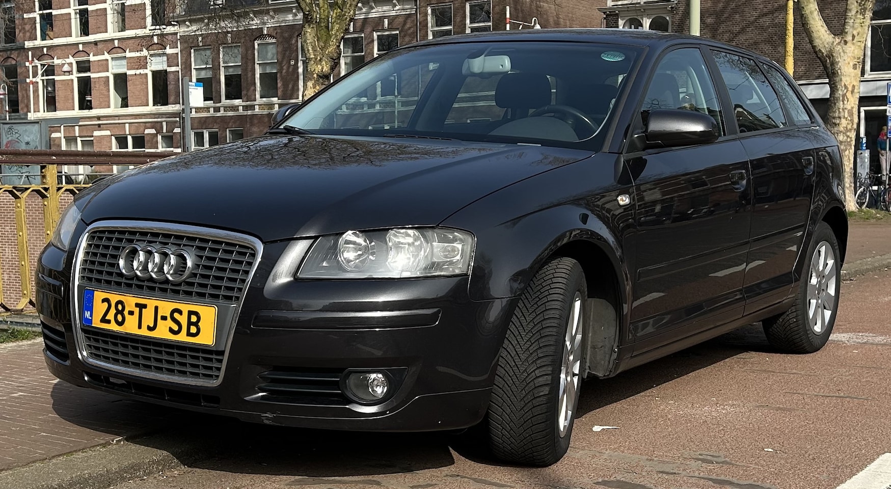 Audi A3 Sportback - 2.0 FSI Ambiente - AutoWereld.nl