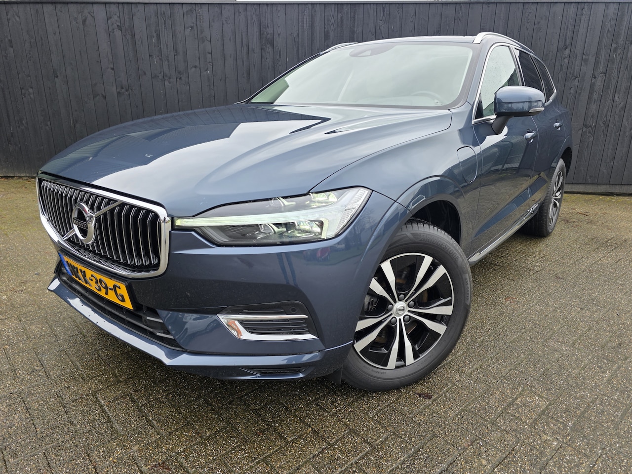 Volvo XC60 - 2.0 Recharge T6 AWD Business Pro 2.0 Recharge T6 AWD Business Pro - AutoWereld.nl