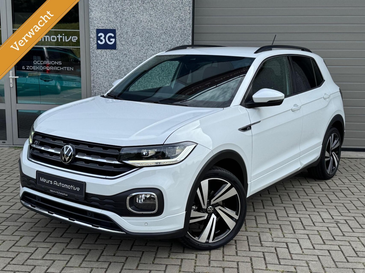 Volkswagen T-Cross - 1.5 TSI 2x R-line Virtual/Stoelver/ACC/CarPlay/18 inch/Climate/Camera - AutoWereld.nl