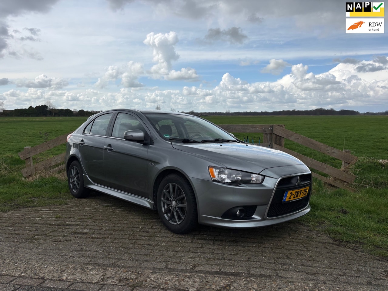 Mitsubishi Lancer Sportback - 1.6 Limited Edition 1.6 Limited Edition, 1ste Eigenaar - AutoWereld.nl