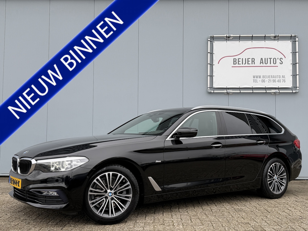 BMW 5-serie Touring - 520i Executive Automaat Navigatie/Camera/18inch. - AutoWereld.nl
