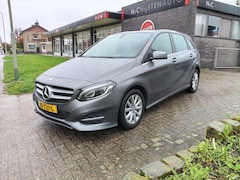 Mercedes-Benz B-klasse - 180 Ambition, Navi, Cruise, Airco, Bluetooth, PDC