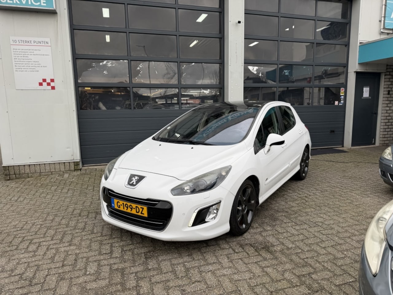 Peugeot 308 - 1.6 THP GTi 1.6 THP GTi - AutoWereld.nl