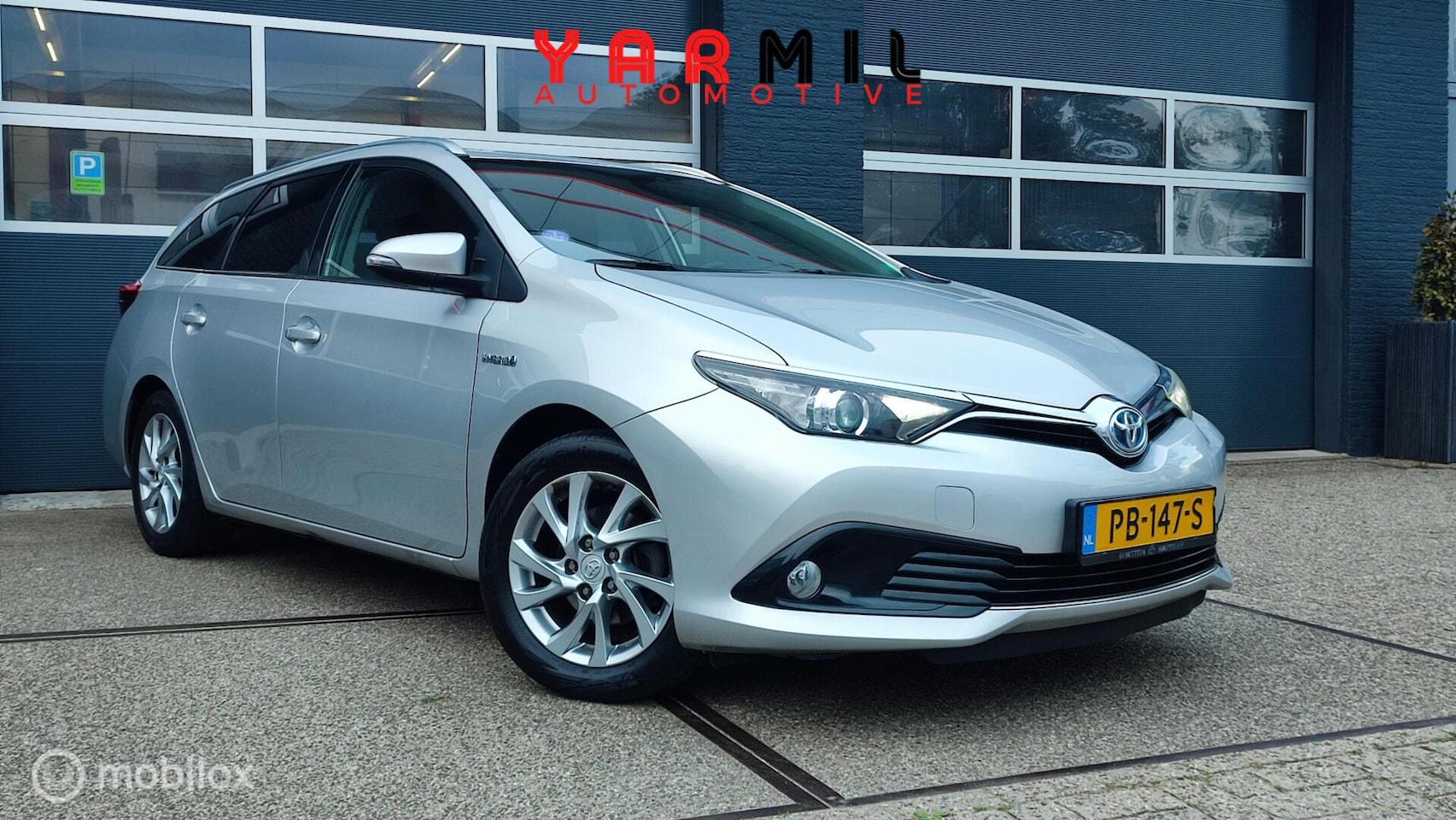 Toyota Auris - 1.8 Hybrid Dynamic NAP DEALER ONDERHOUDEN ZEER NETJES - AutoWereld.nl