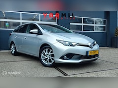 Toyota Auris - 1.8 Hybrid Dynamic NAP DEALER ONDERHOUDEN ZEER NETJES