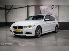 BMW 3-serie - 320i High Executive
