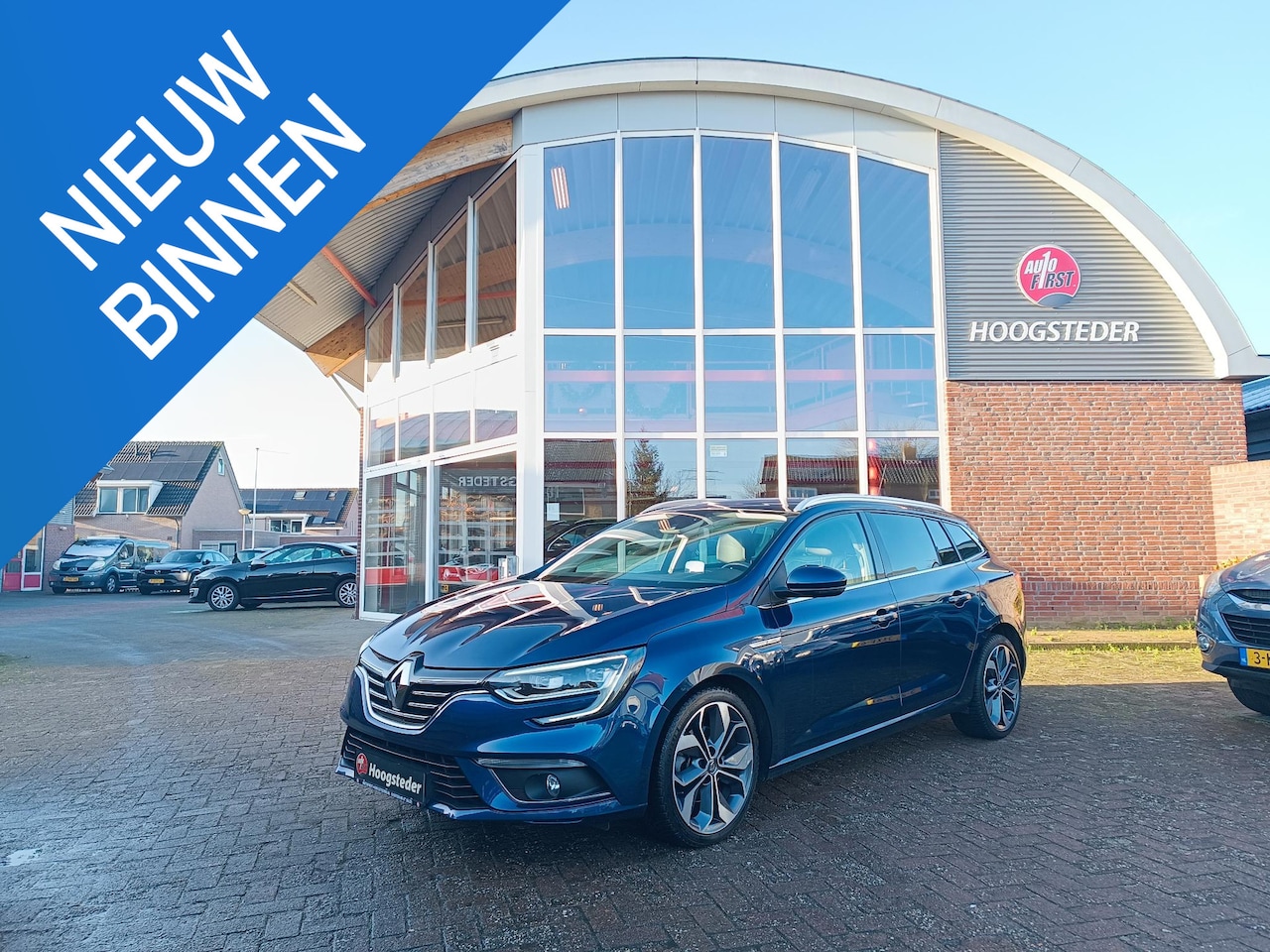 Renault Mégane Estate - 1.3 TCe Bose 1.3 TCe 160pk Bose, schuifdak, carplay, cruise - AutoWereld.nl