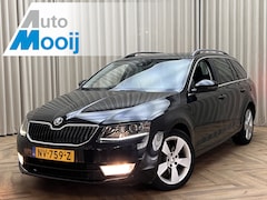 Skoda Octavia Combi - 2.0 TDI *Standkachel* / Stoelverwarming / Cruise / Trekhaak / Xenon / Lane Assist / Canton