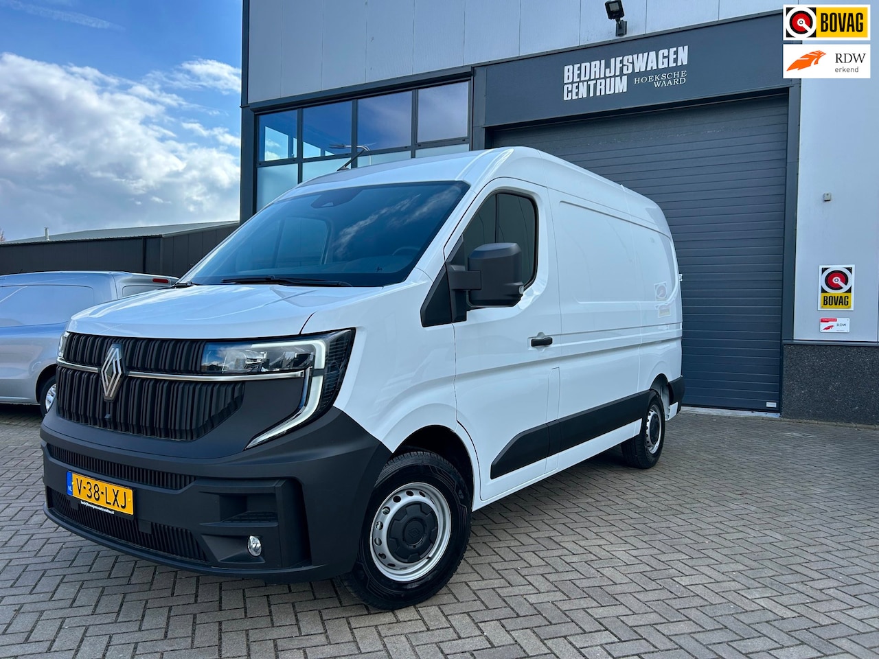 Renault Master E-Tech - T35 L2H2 Advance long range 87 kWh Trekhaak - AutoWereld.nl