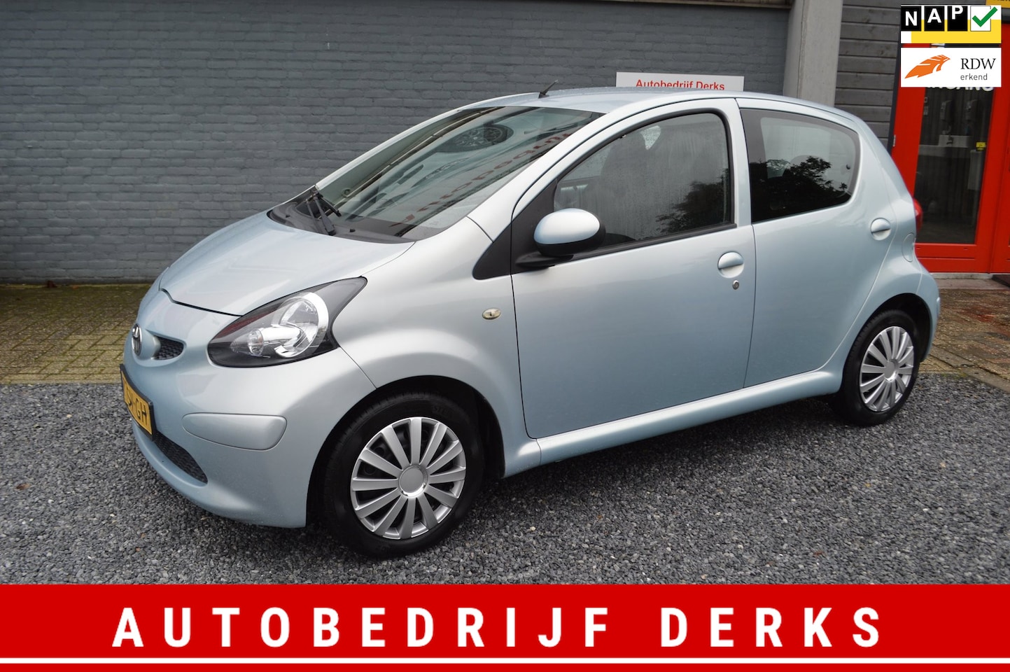 Toyota Aygo - 1.0-12V + Airco Stuurbekrachtiging 5Drs Jaar Garantie - AutoWereld.nl