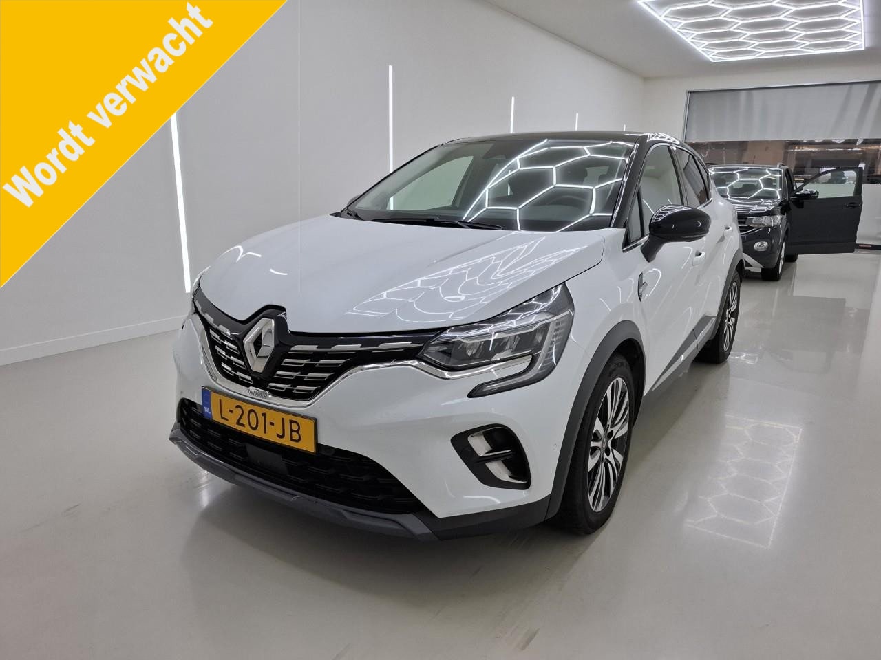 Renault Captur - 1.3 TCe 140 Initiale Paris Trekhaak | Full Option - AutoWereld.nl