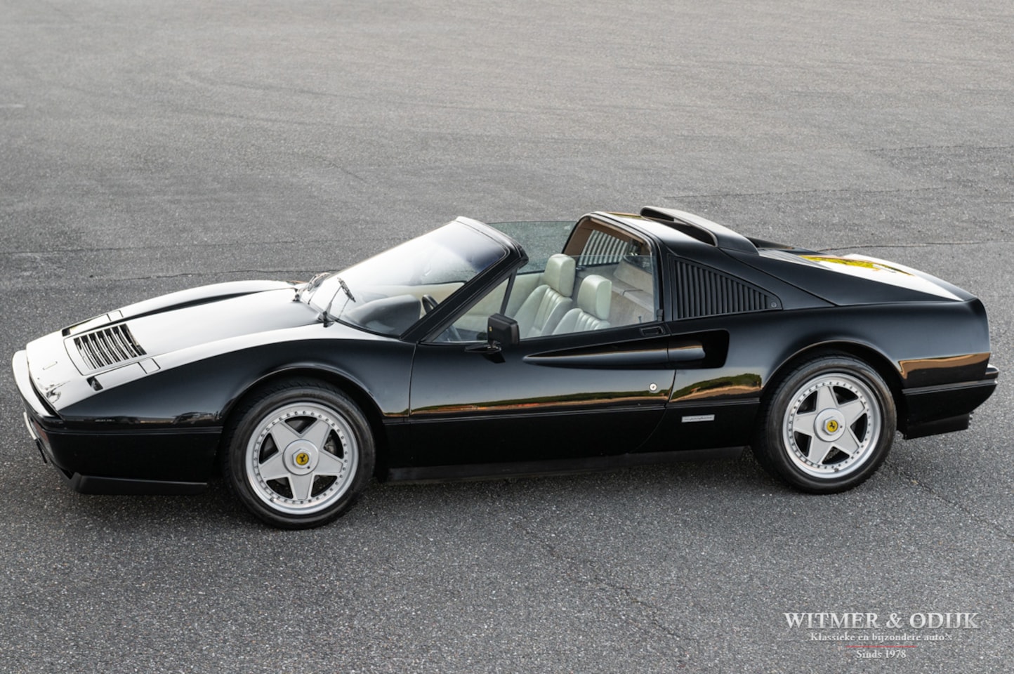 Ferrari 328 - GTS 64.000km - AutoWereld.nl