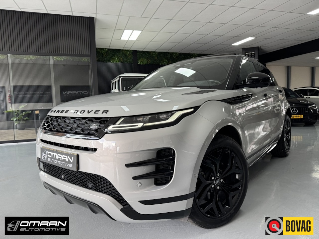 Land Rover Range Rover Evoque - 1.5 P300e AWD R-Dynamic Pano SE - AutoWereld.nl