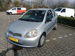 Toyota Yaris - 1.0-16V VVT-i Terra