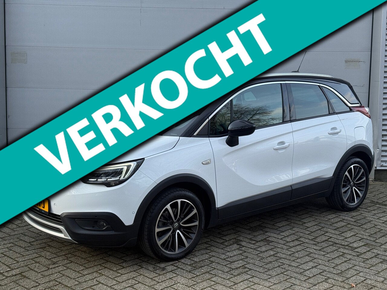 Opel Crossland X - 1.2 Turbo Ultimate l Automaat l Pano l Xenon l 360 Camera l Vol opties l - AutoWereld.nl