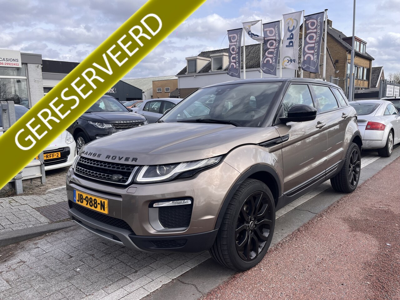 Land Rover Range Rover Evoque - 2.0 eD4 SE Urban Serie Pano Navi 20 INCH - AutoWereld.nl