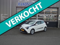 Toyota Aygo - 1.0 VVT-i x-play Airco Elek Pakket 5Deurs 2021bj GARANTIE