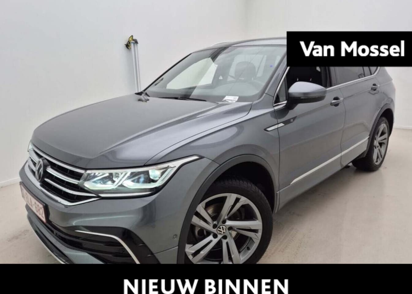 Volkswagen Tiguan - 2.0 TDI R-Line | 150 PK | 7-Persoons | Automaat | Panorama Dak | Lederen Bekleding (Ergo S - AutoWereld.nl