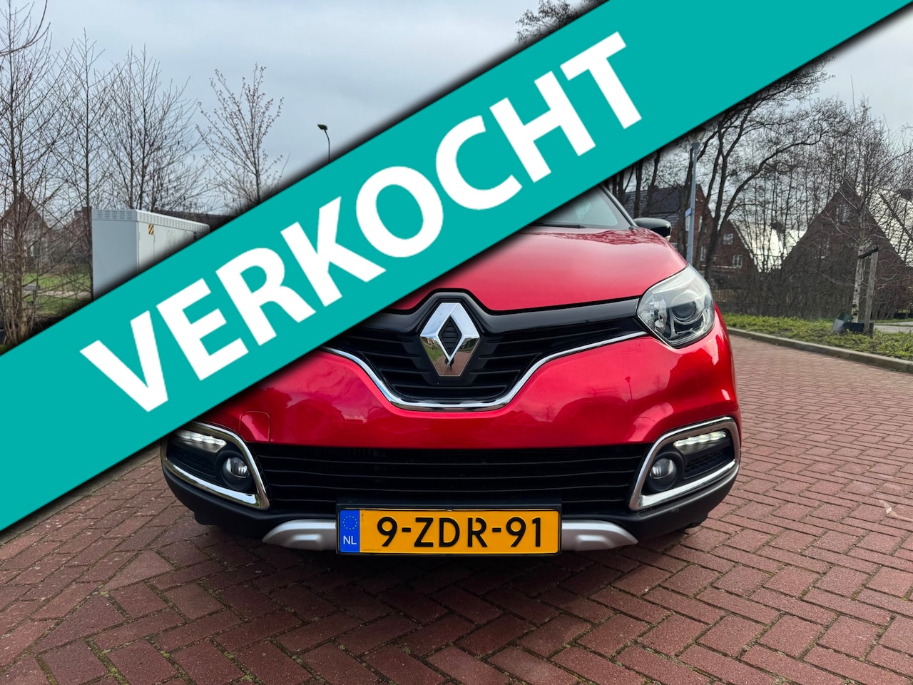Renault Captur - 1.2 TCe Helly Hansen AUTOMAAT - AutoWereld.nl
