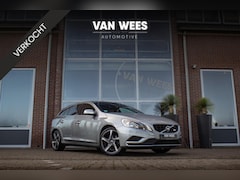 Volvo V60 - 1.6 T3 R-design | NL auto | 18 inch | Sportstuur | Cruise control | Sportstoelen | Climate