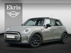 MINI Cooper - 3-deurs Essential Uitvoering | Panoramadak | Navigatie | Cruise Control | Led-Koplampen