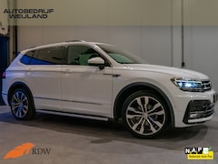 Volkswagen Tiguan Allspace - 1.5 TSI Highline Business R 7p. I 2X R-line I Keyless I Trekhaak I 20" I Pano I Virtual I