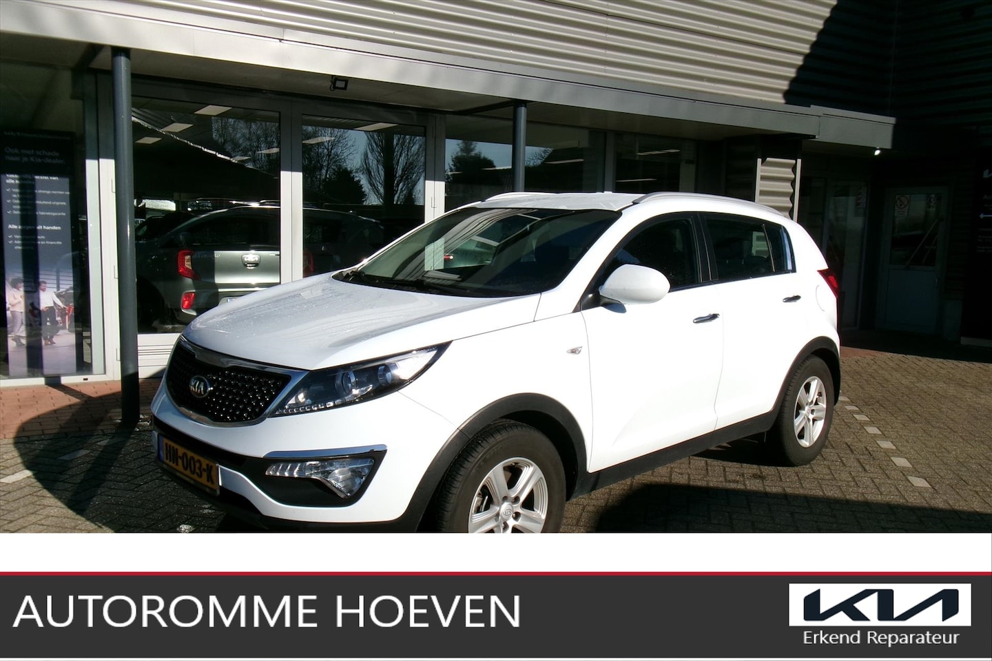 Kia Sportage - 1.6 X-treme navi/cruise/clima 56.000km Org. Ned. Trekhaak - AutoWereld.nl