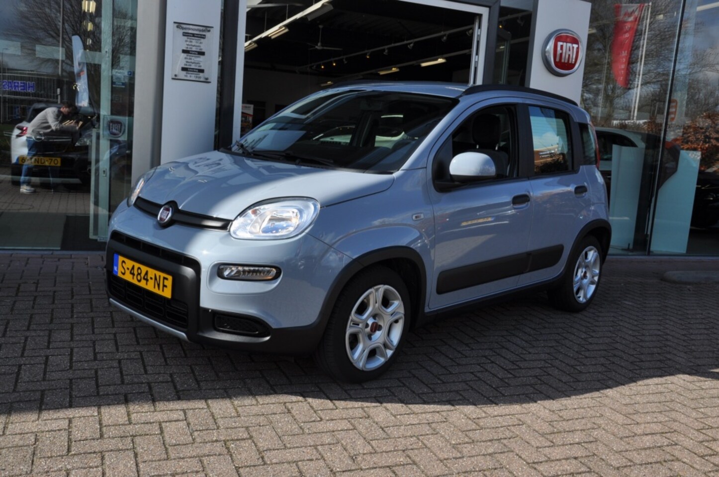 Fiat Panda - 1.0 Hybr. City Life PDC - AutoWereld.nl