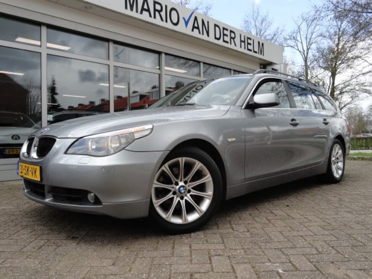 BMW 5-serie Touring - 525i Executive 525i Executive - AutoWereld.nl