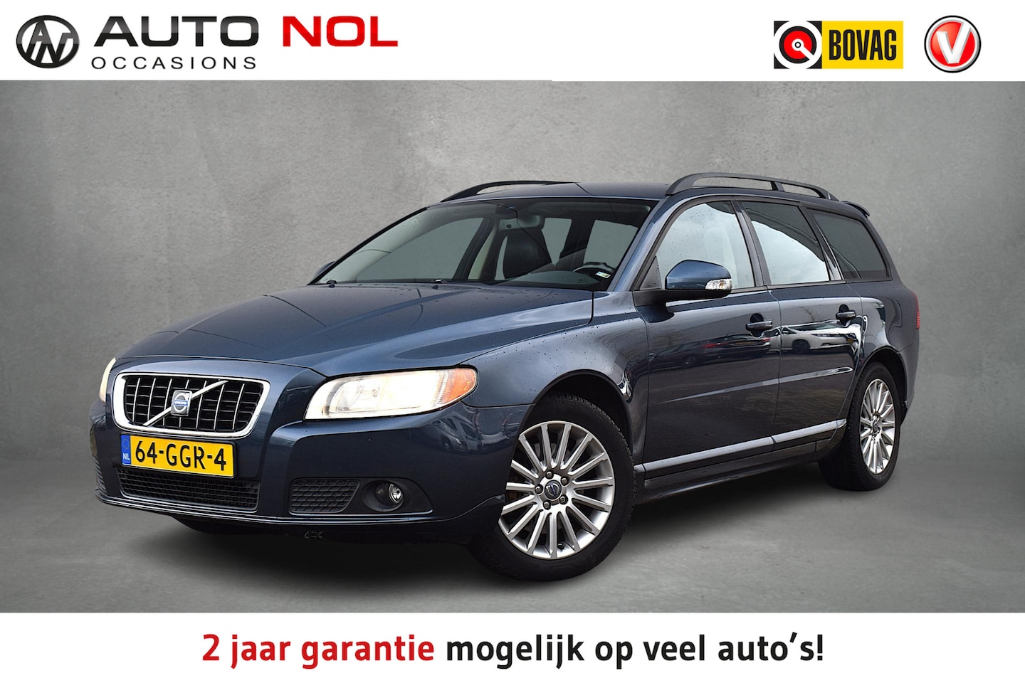 Volvo V70 - 2.5T Momentum | Leer | Stoelverwarming | NAP | 17" LM - AutoWereld.nl